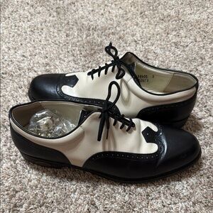 FootJoy Classics Vintage Wingtip Leather Soft Spike Golf Shoes